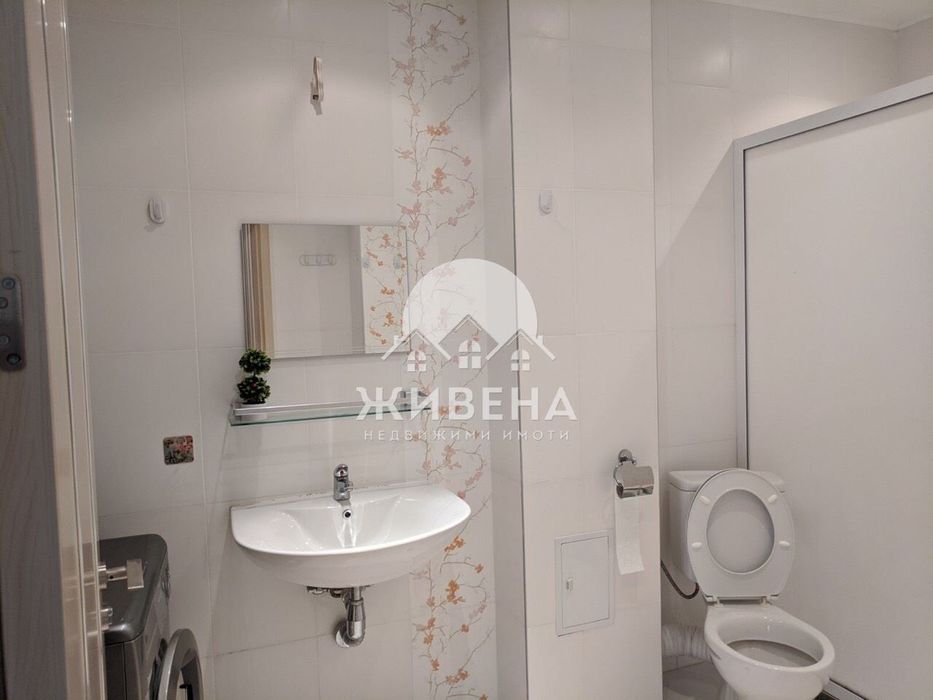 Отдава под наем 4-стаен апартамент в м-т Траката, Варна