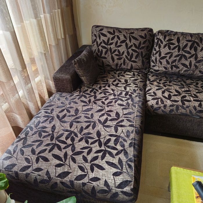 Голям ъглов диван - тапицерия от плат