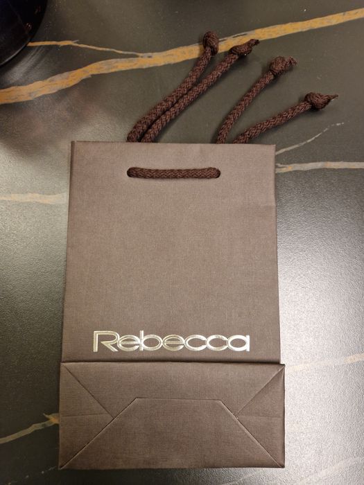 Rebecca обеци нови