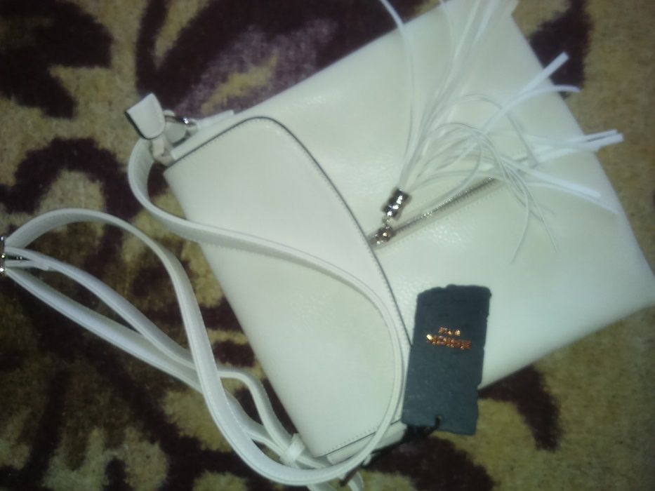 Geanta de tip postas