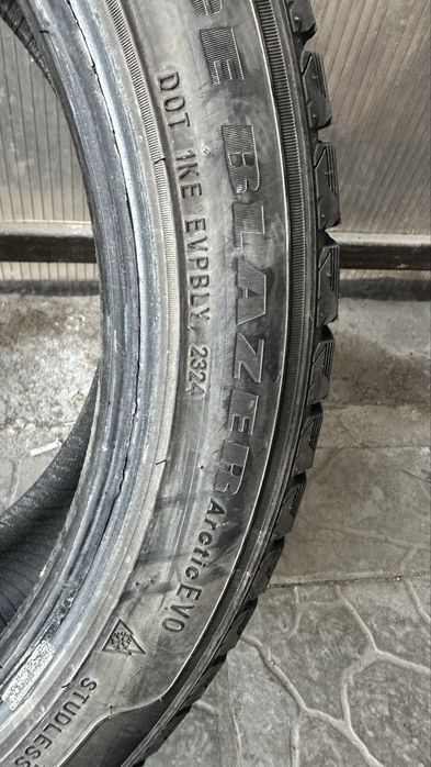 sailun ice blazer 235/45/19