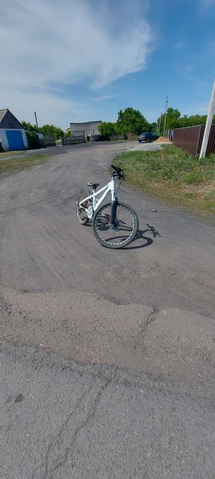 Продаю велик  хороший