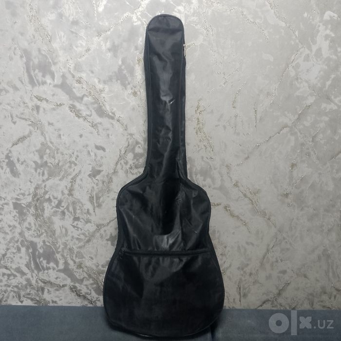 Акустическая гитара