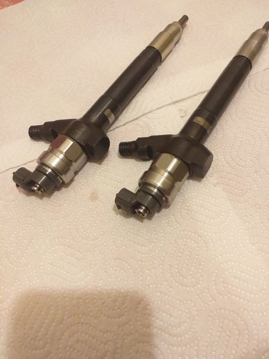 Injectoare ford tranzit  .2012