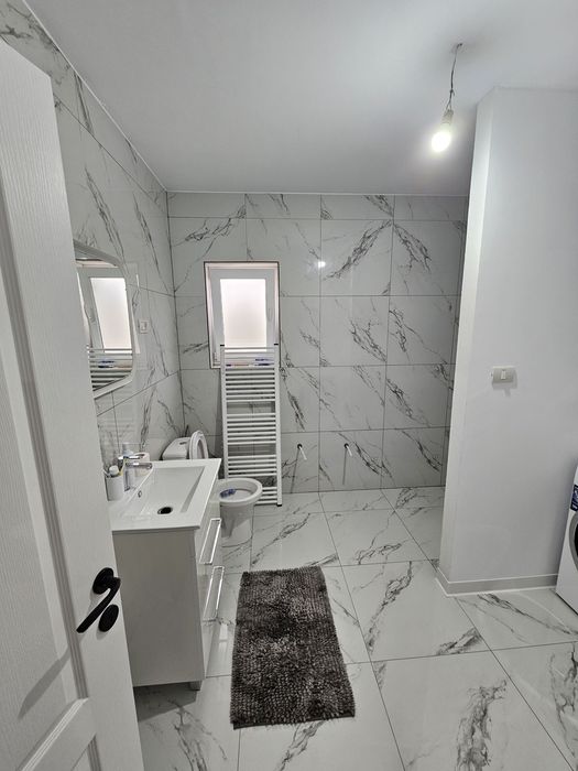 Vând casa in cartierul Banovita