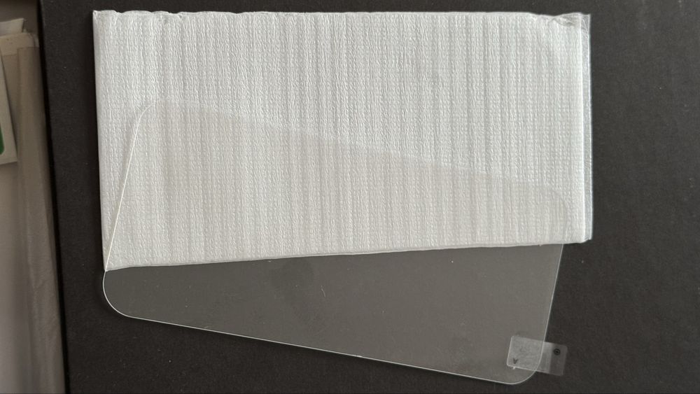 Vand folie iPhone 17 Pro / 17 / 16 Pro