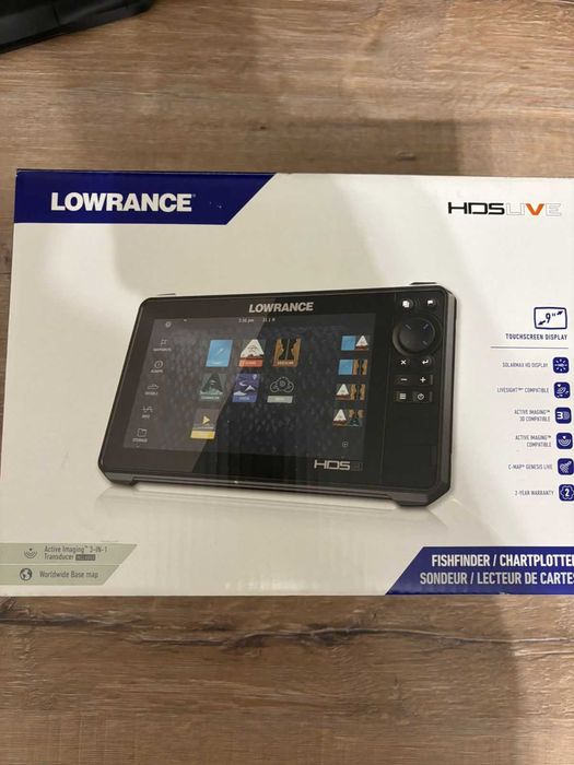 Эхолот Lowrance HDS live 9