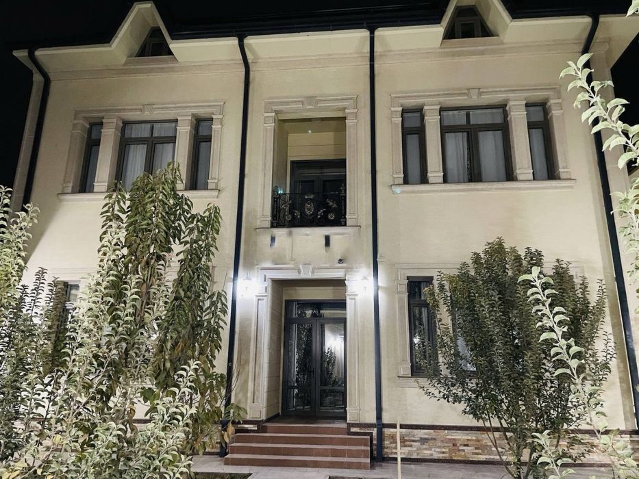 B2 Maksim gorkiy  6.8 sotok