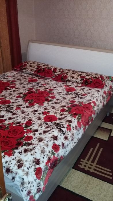 Продам спальный гарнитур