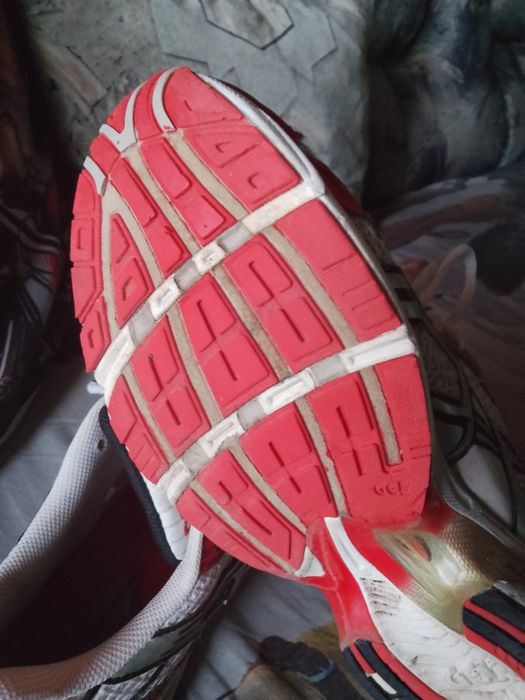 Маратонки Asics gel  45 номер