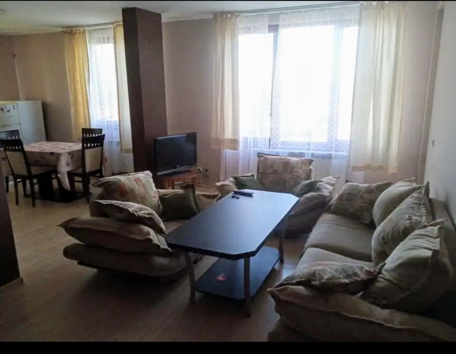 Дава се под наем Двустаен апартамент в Перник, Васил Левски - 70 кв.м за 357 € - Снимка #8