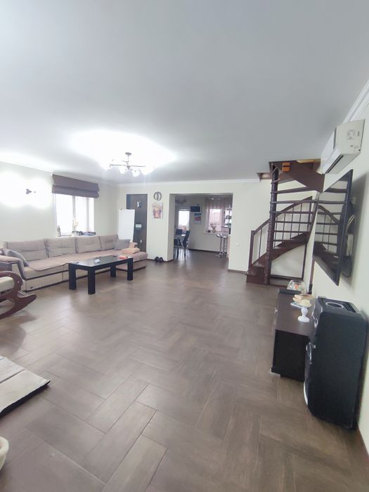 Продам дом в с/ т Вишенка 1