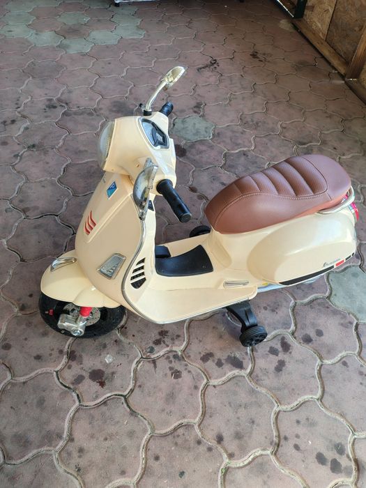 Trotineta electrica copii