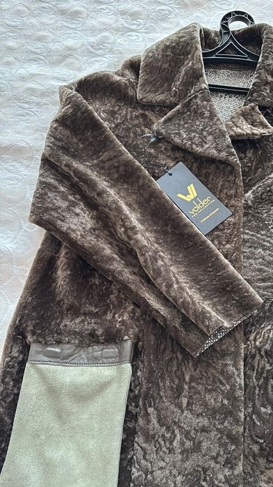 Продам шубы, новую. Турция