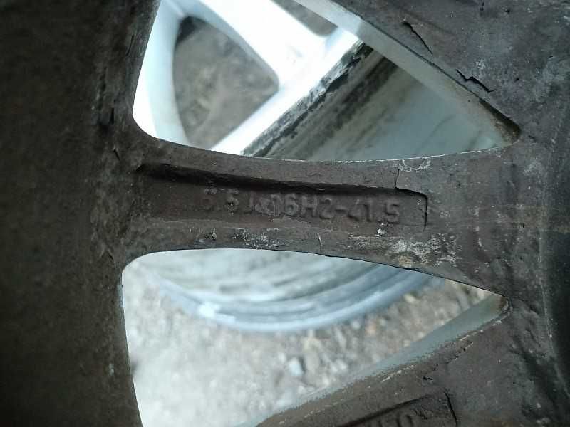 Продам оригинальные легкосплавные диски на Alfa Romeo