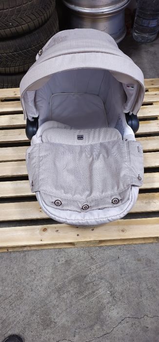 Бебешка количка CAM