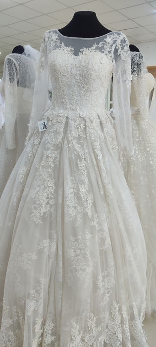 Свадебное платье