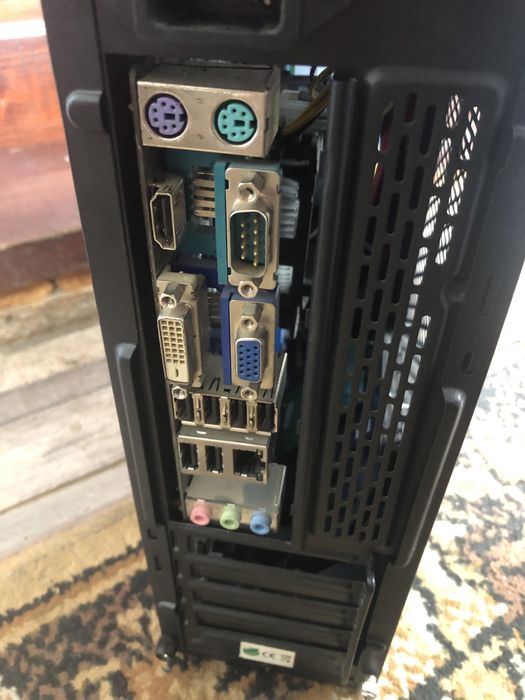 PC DESKSTOP CU I3-540 HDD 250GB+WIFI USB+MONITOR (fara suport)+periferice+PLACA VIDEO NVIDIA 640 1GB
