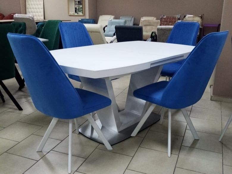 Стол из керамики