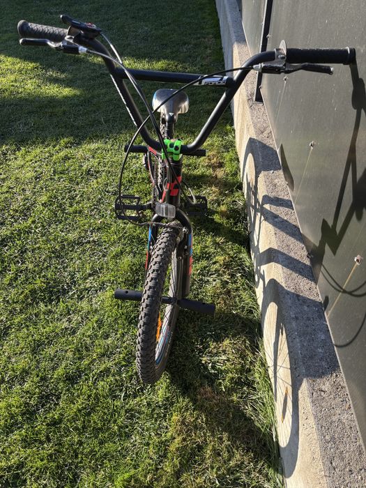 Bicicleta cube custom BMX