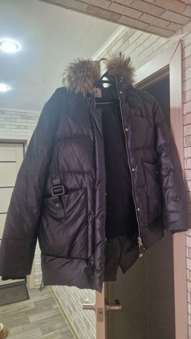 Продам пуховики стильные