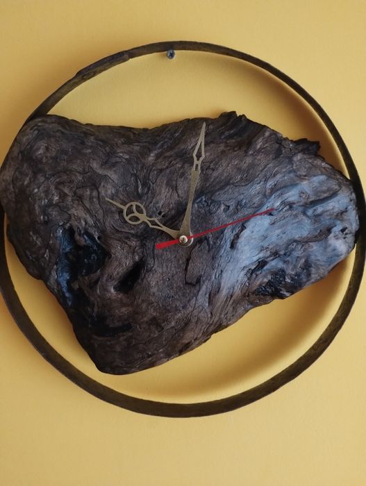 Часовник "STONE"