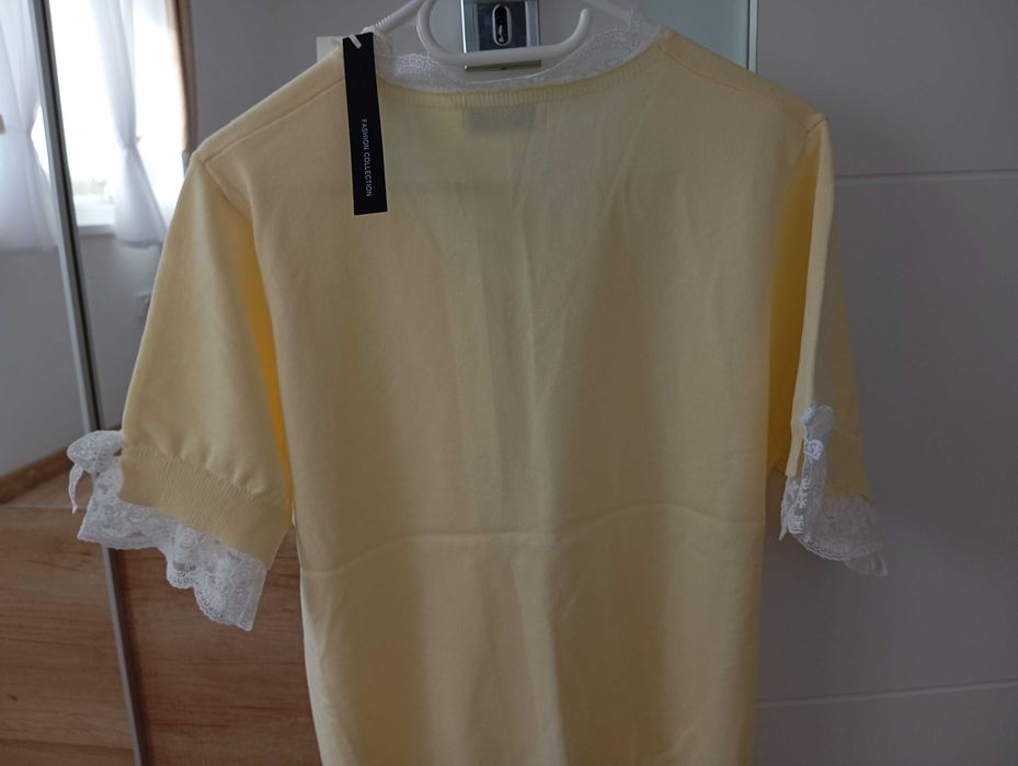 Блуза с къс ръкав