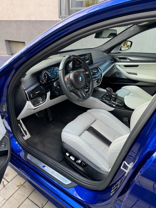 BMW M5 F90 Marina Bay Blue