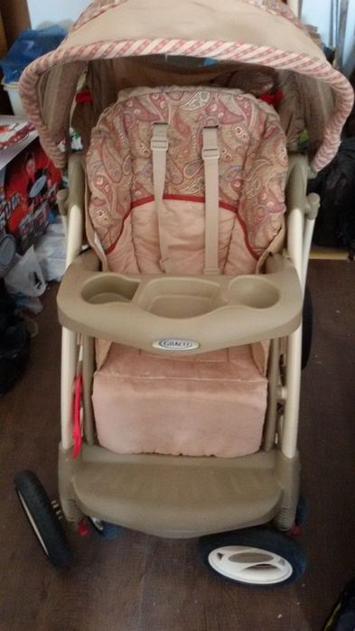 Бебешка количка Graco +кошница за кола