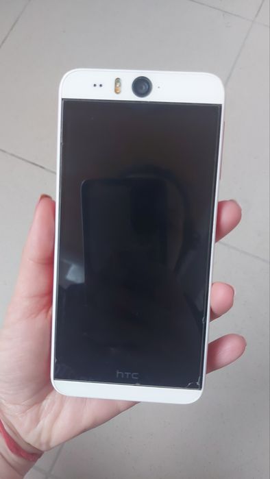 Мобилен Телефон HTC