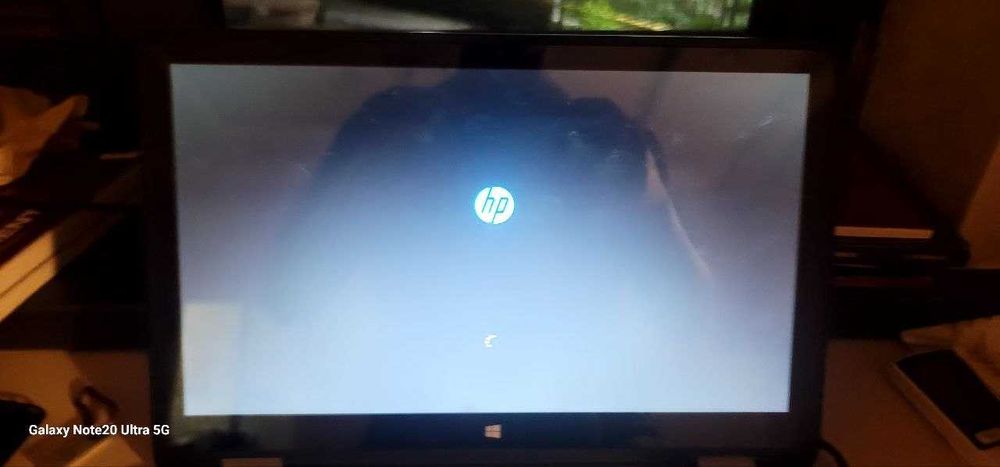 HP 15-u010dx Touchscreen Laptop (HP ProtectSmart)