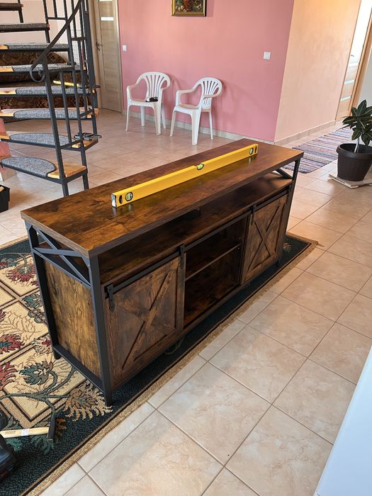 Montez orice tip de mobila si accesorii