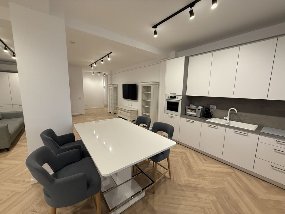 Penthouse De Lux 3 Camere Alexanderman Suceava