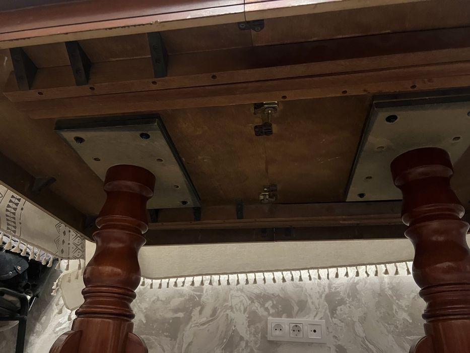 Гостевой стол, раздвижной