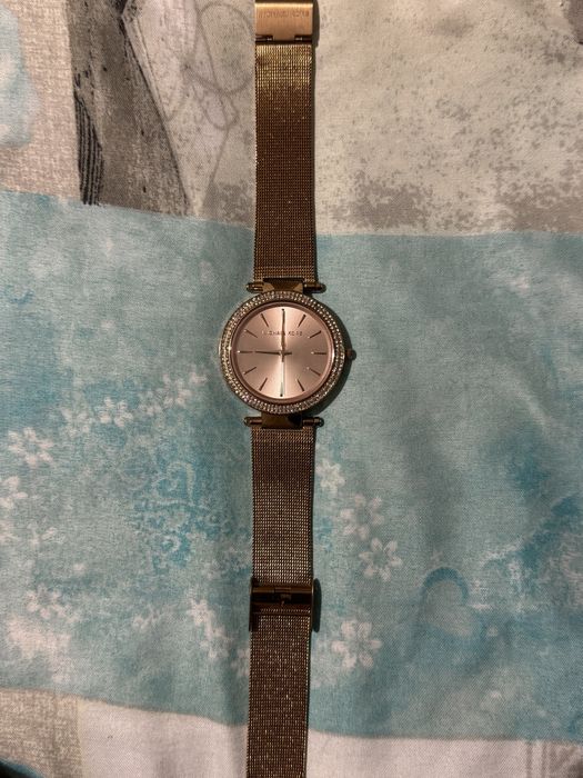 Часовник Michael Kors