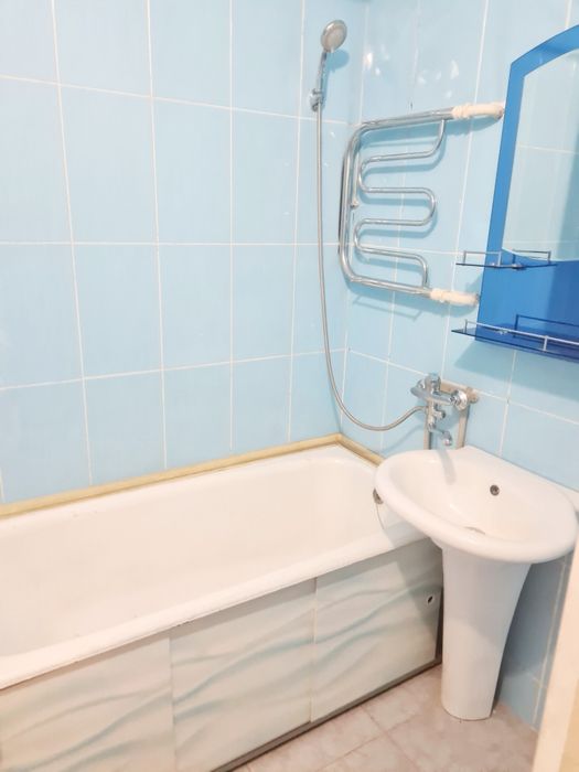 продам 1-ком. 36кв. гарышкер 2-этаж