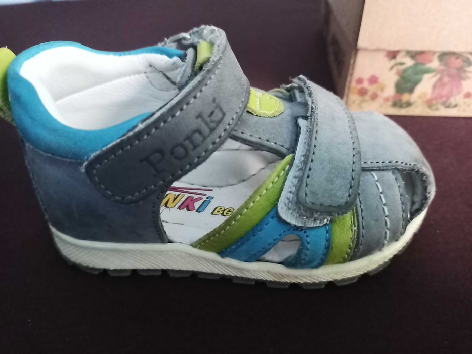 Детски сандали PONKI