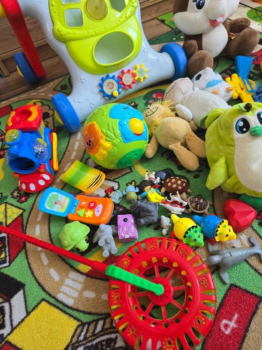 Продавам детски играчки
