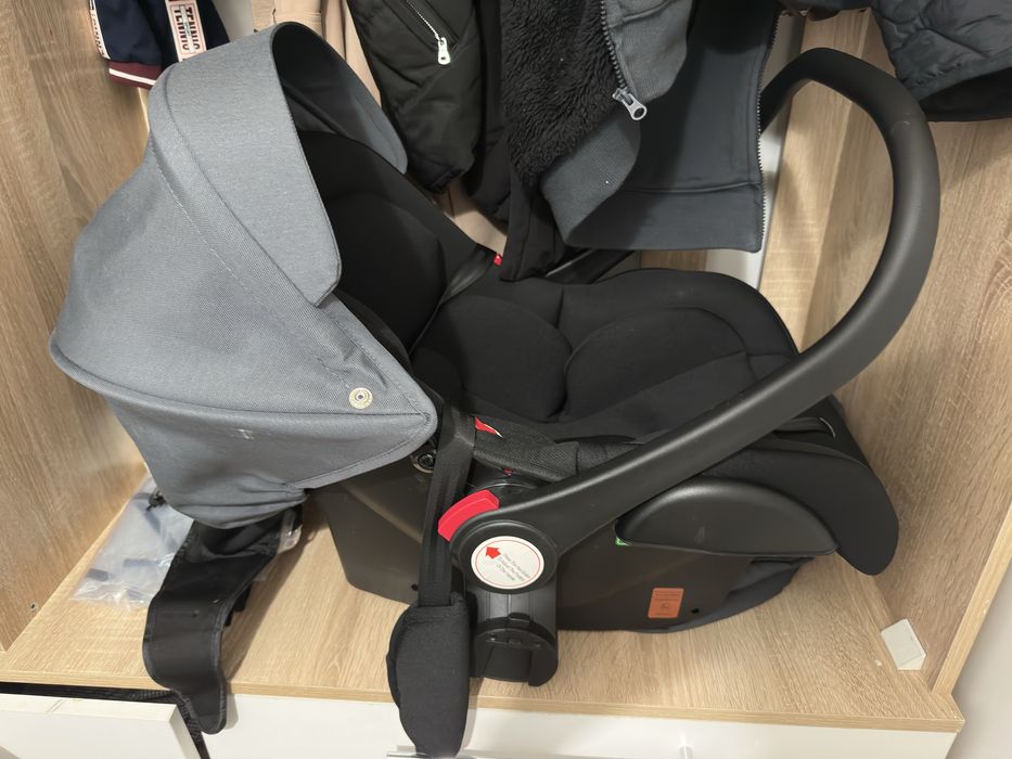 Продам коляску kidilo бу