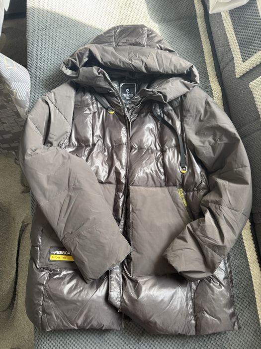 Куртка женская ,