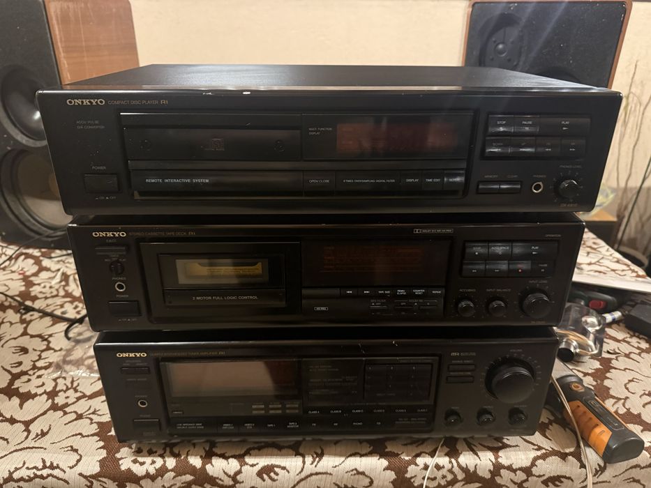 Linie onkyo tx-7830,ta-2830,dx-6810