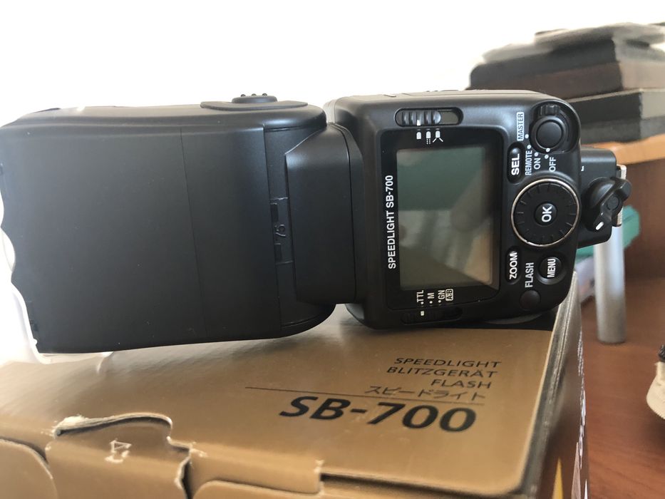 Kit profesional Nikon d5200,Sb700,sigma 70-300mm..