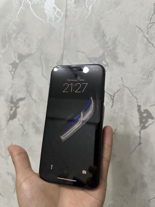 Продам Ipnone XR на 64 гб
