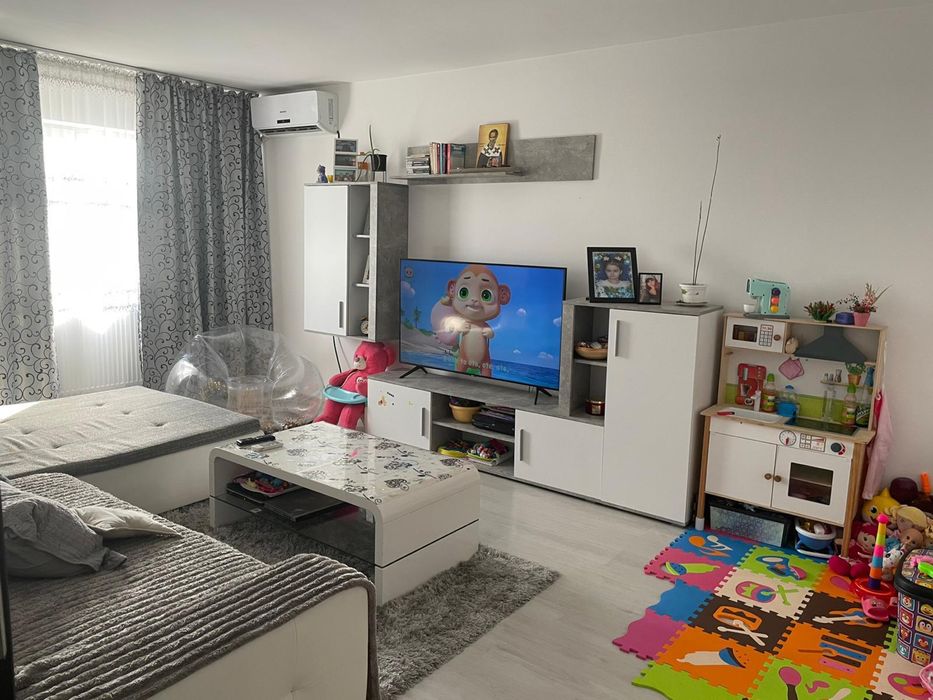 Apartament  3 camere 2 balcoane