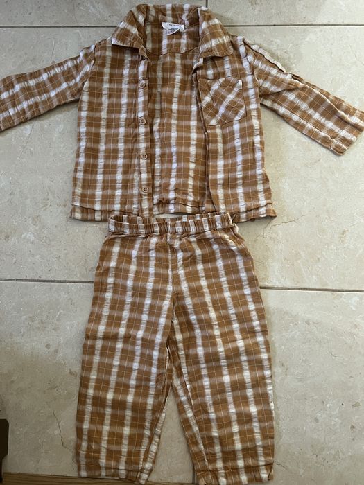 Set 2 piese camasa si pantaloni zara marimea 86