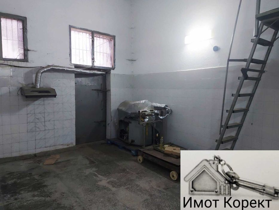 Продава се Промишлена сграда в Асеновград - 220 кв.м за 214 €/кв.м - Снимка #1