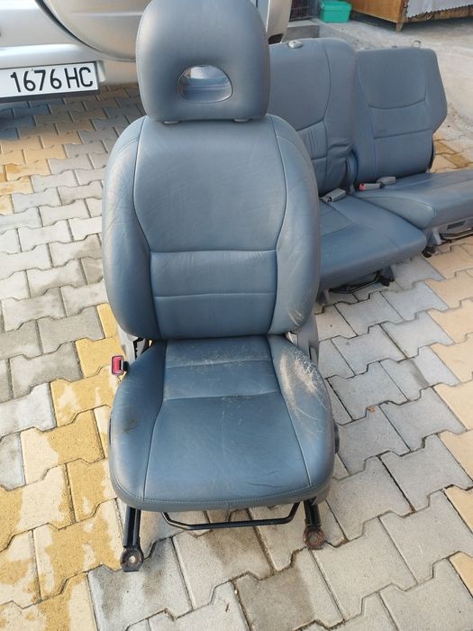 Седалки за Тойота Рав. 4