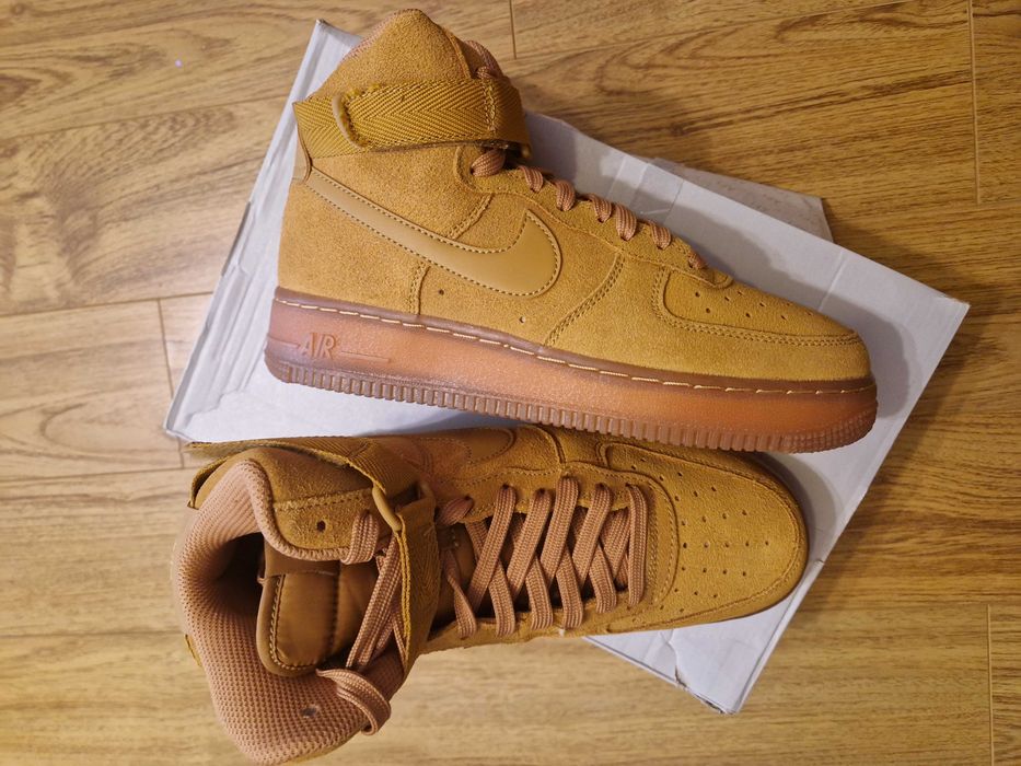 Sneakersi Nike Air Force 1, masura 39, camel, piele naturala,originali