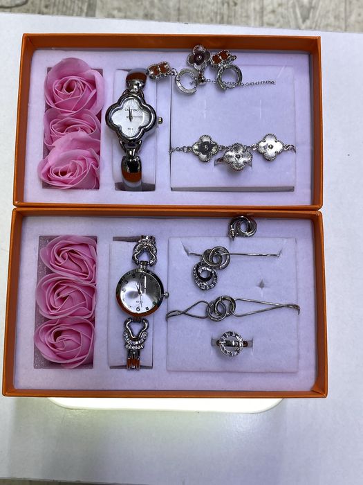 Продаю подарочные наборы