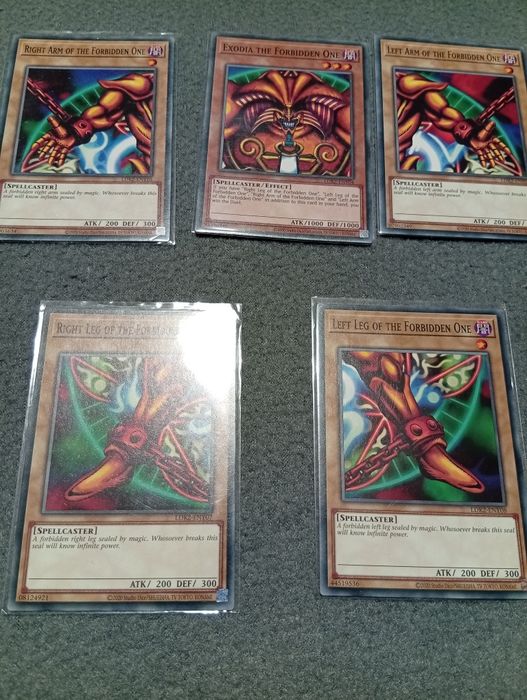 Цяла Exodia Yu Gi OH